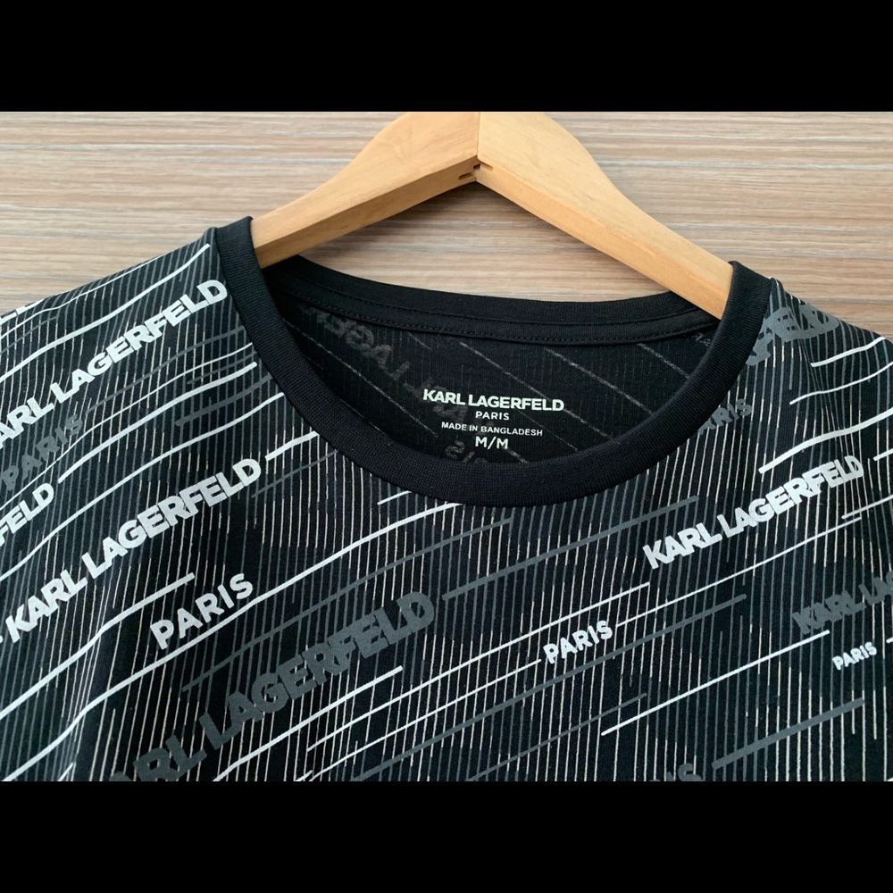 Men’s Medium Karl Lagerfeld T-shirt